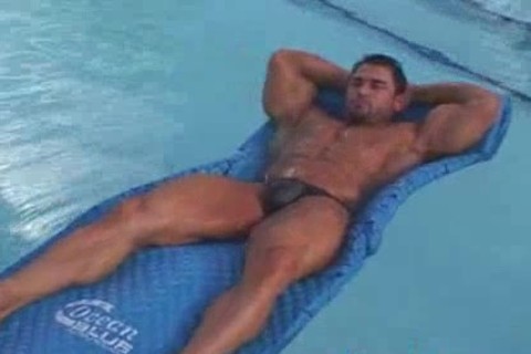 sleazy Bodybuilder: Mark Alvisi