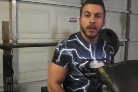 Michael Works Out & Jerks Off