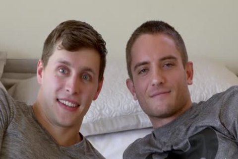 bushy homo Otter Takes big Straight big 10-Pounder From Frat lad