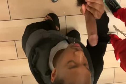Reggie & ally Getting blowjob In Mall bathroom dark Thug
