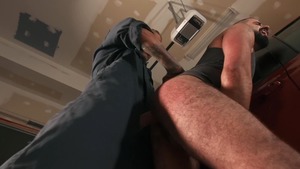 BROMO - Muscled Service helps with hard ramming