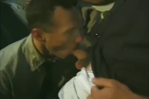 MP Helps Soldier acquire Even With A messy Cop