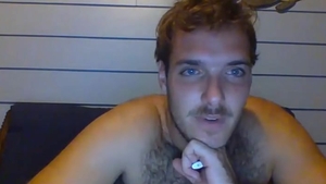 hairy chap Showing His knob In webcam