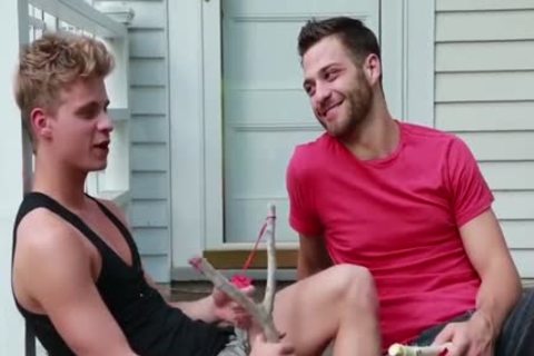 Booty good fucking outdoors