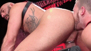 Fisting Central - Inked driver Drew Sebastian digs jacking off