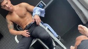 Bastian Karim – I Caught Him stroking