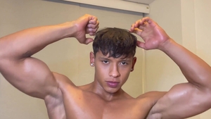 East Boys: Muscled very cute latino amateur massage