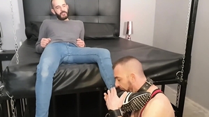 MachoFactory.com: Delicious goes for fucking hard