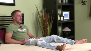 Solo: A Submissive Soldier Shares His Dirty Secrets