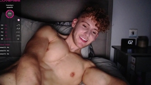 Alex Cums On cam