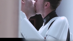 Men: A Star Wars Parody Like No Other: Gaping Holes