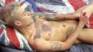 Stashed Shaft comes out for Close Attention