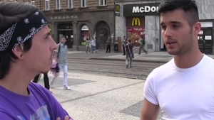 Czech Hunter: Seducing the streets: a bi-curious tale