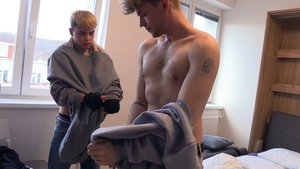 Threeway Thrills for the Twinks